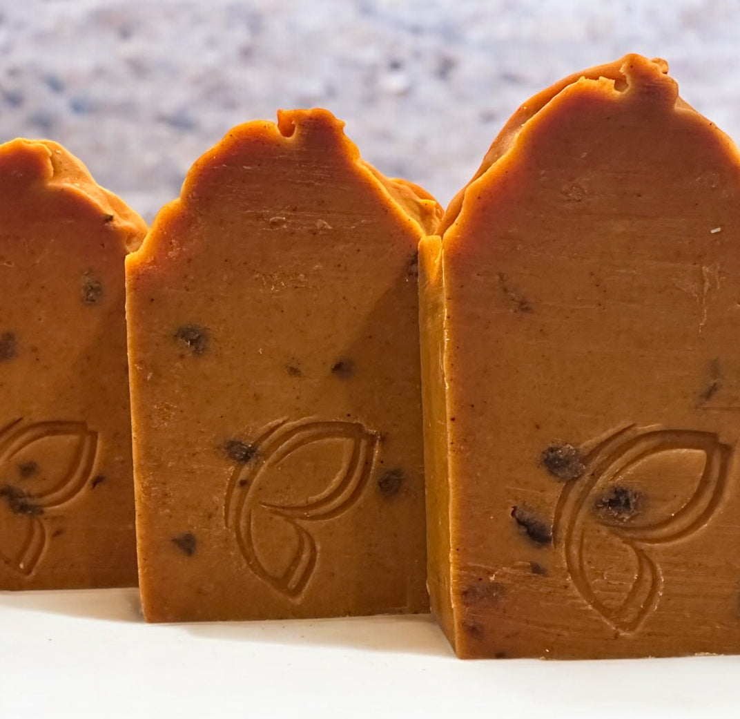 TURMERIC & AFRICAN BLACK SOAP